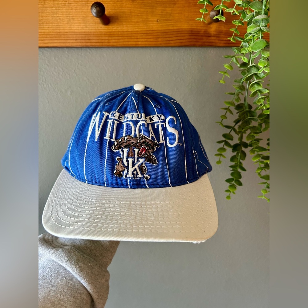 1984 Vintage Kentucky Wildcats RARE Snapback Hat USA NCAA Embroidered The Game